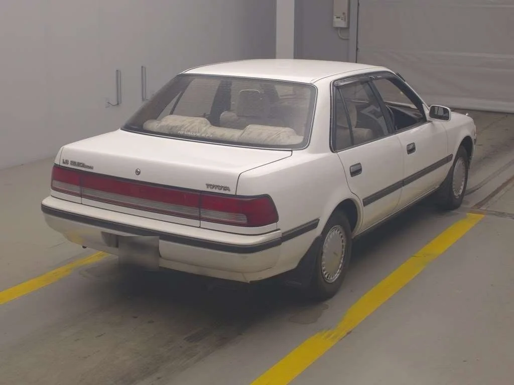 Toyota Corona  с аукциона в Японии