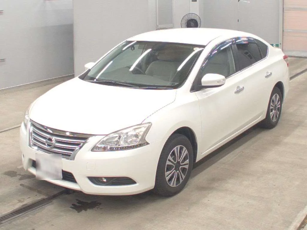 Nissan Sylphy  с аукциона в Японии
