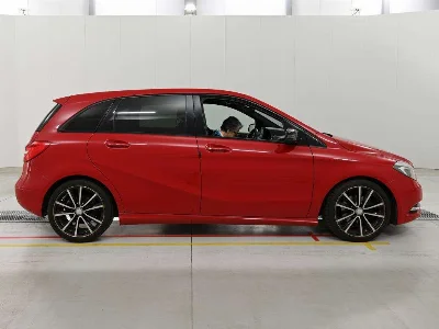 MERCEDES BENZ B CLASS