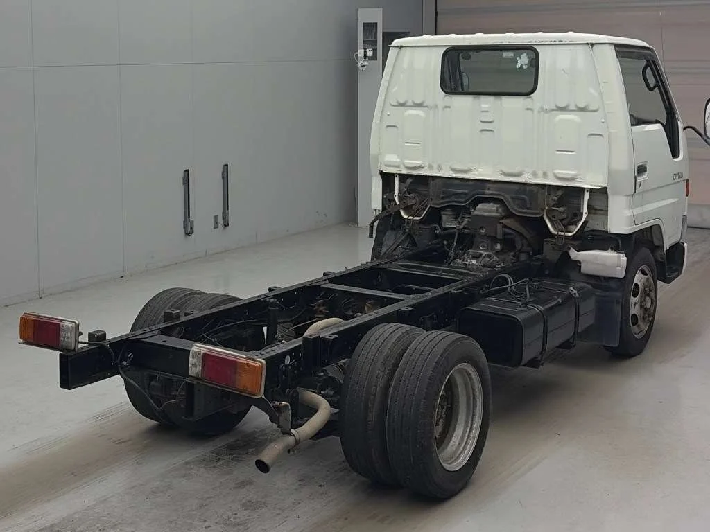 Toyota Dyna  с аукциона в Японии