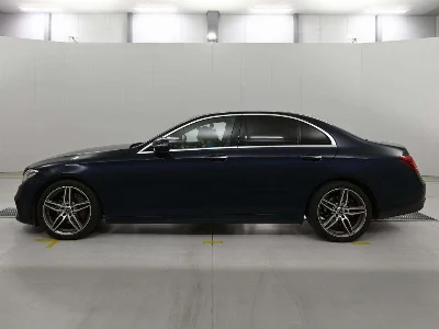 MERCEDES BENZ E CLASS