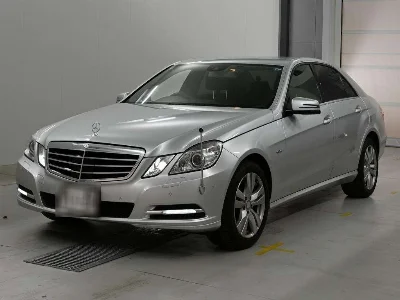 MERCEDES BENZ E CLASS
