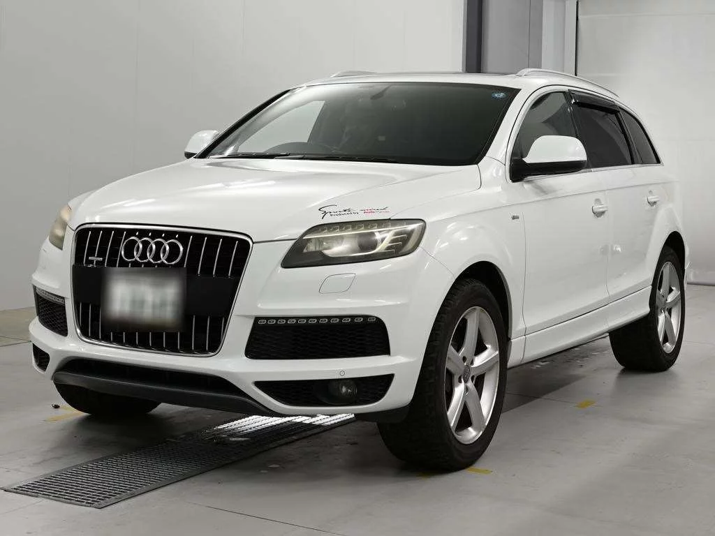 Audi Q7  с аукциона в Японии