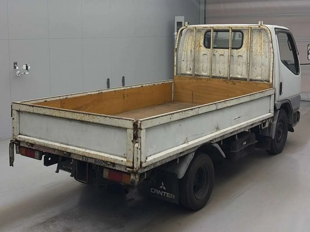Mitsubishi Fuso Canter  с аукциона в Японии