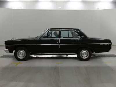 Nissan Gloria