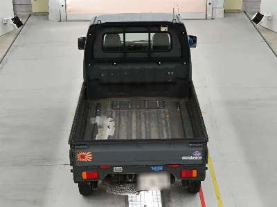 Nissan NT100 Clipper
