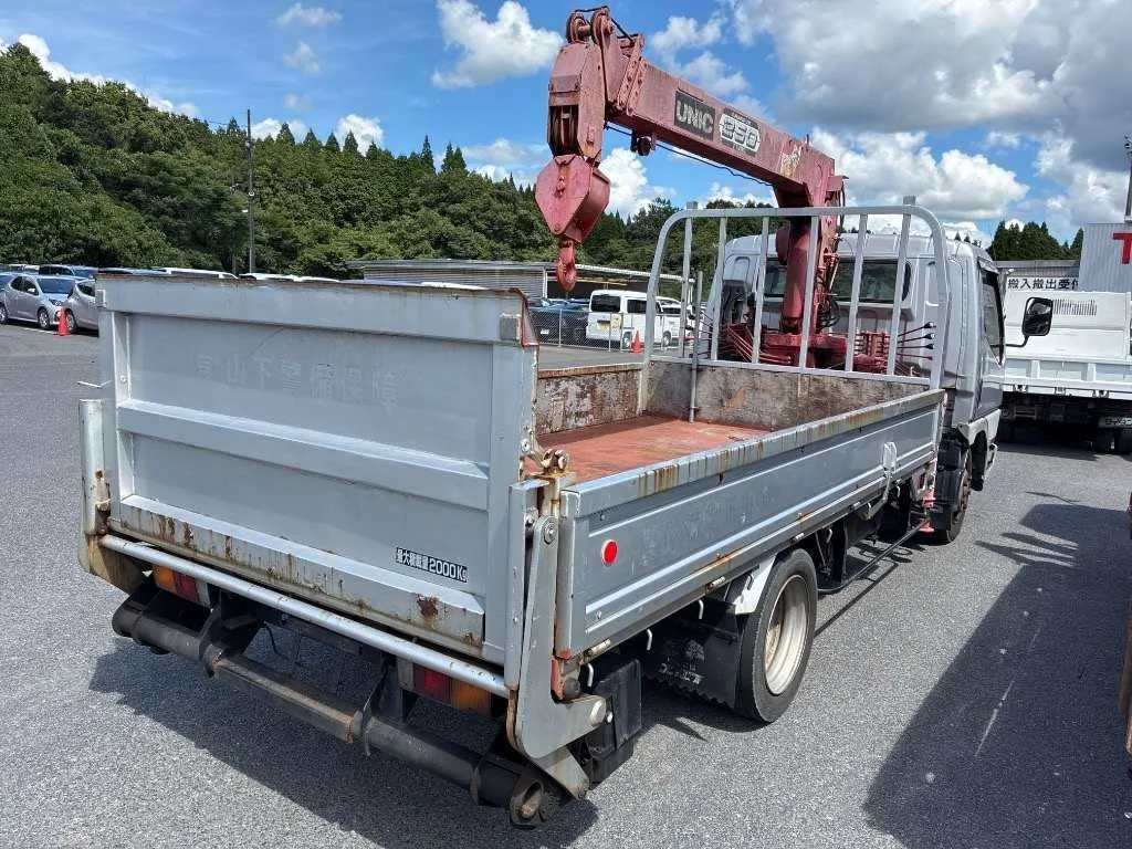 Mitsubishi Fuso Canter  с аукциона в Японии