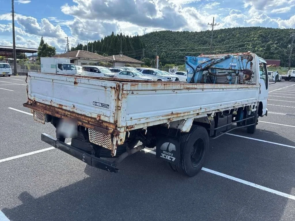 Isuzu Elf  с аукциона в Японии