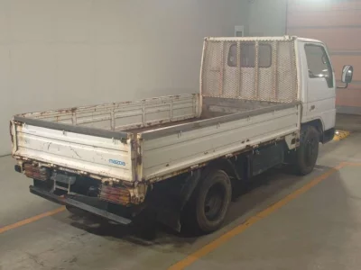 Mazda Titan