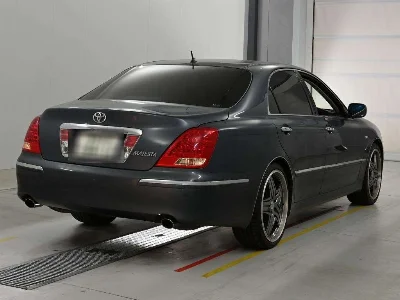Toyota CROWN MAJESTA