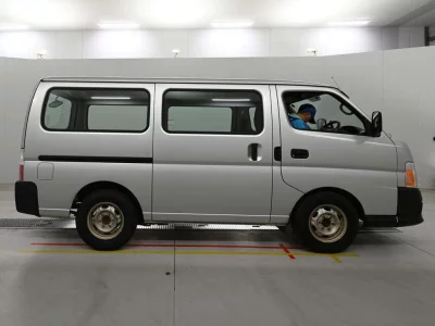 NISSAN CARAVAN
