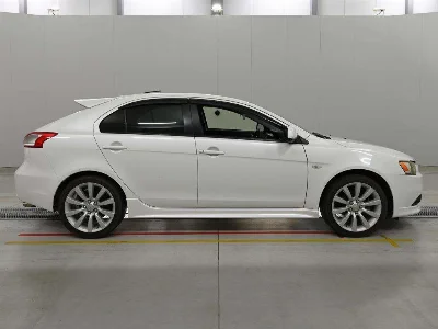 Mitsubishi GALANT FORTIS SPORTBACK