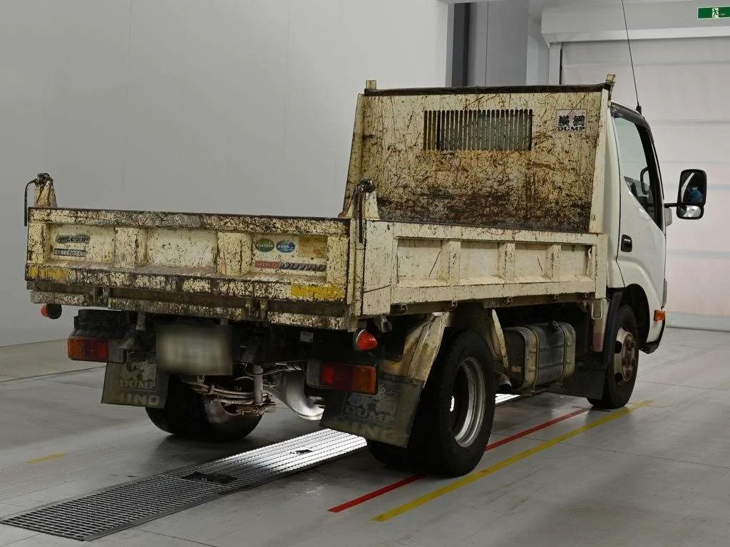 Hino Dutro  с аукциона в Японии