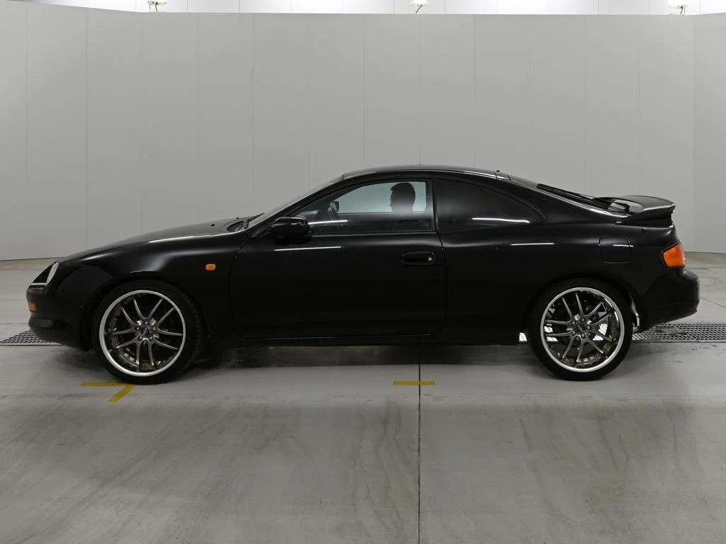Toyota Celica  с аукциона в Японии