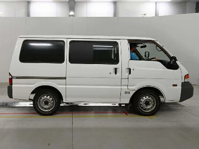 Mazda Bongo Van