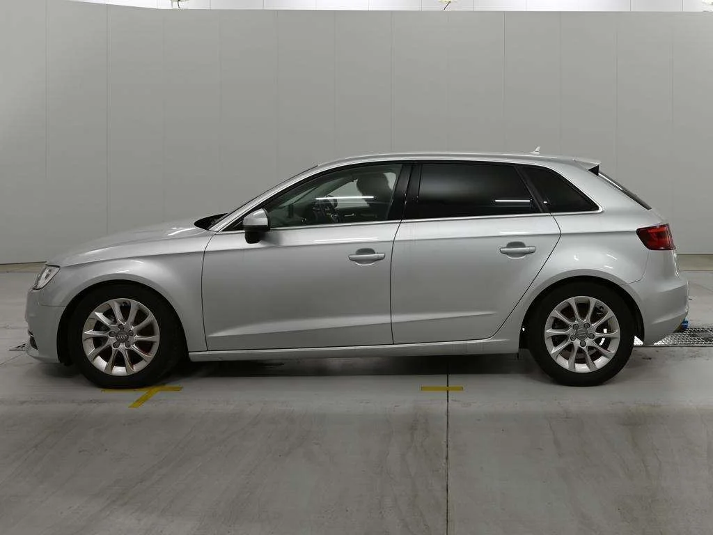 Audi A3  с аукциона в Японии