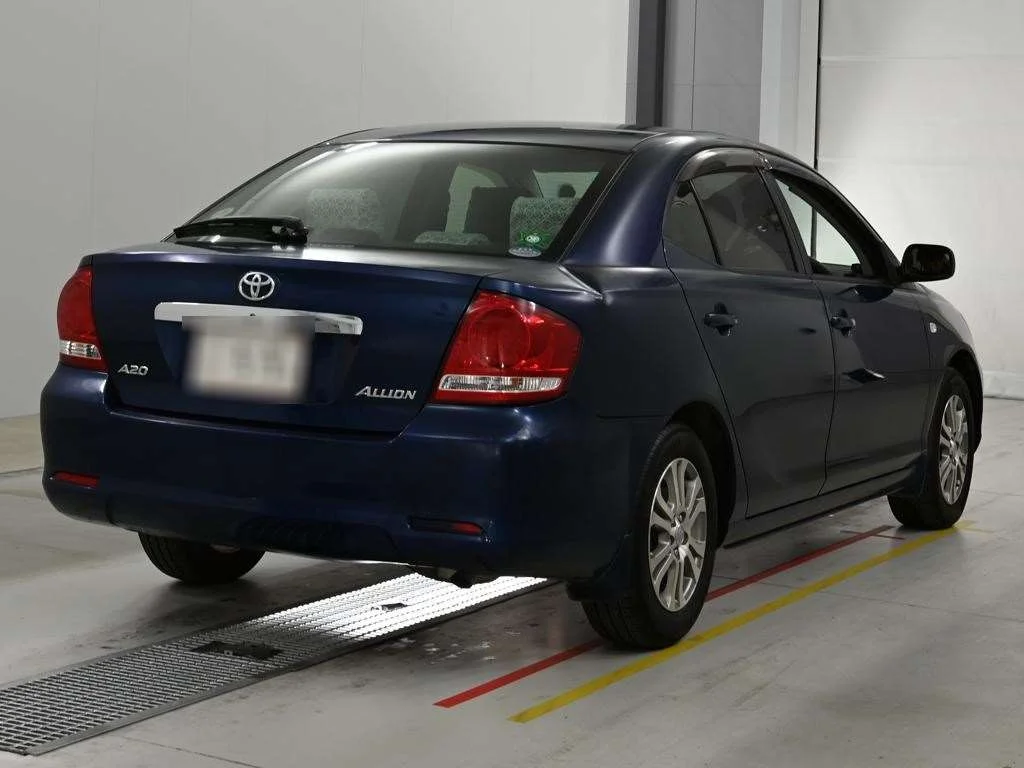 Toyota Allion  с аукциона в Японии