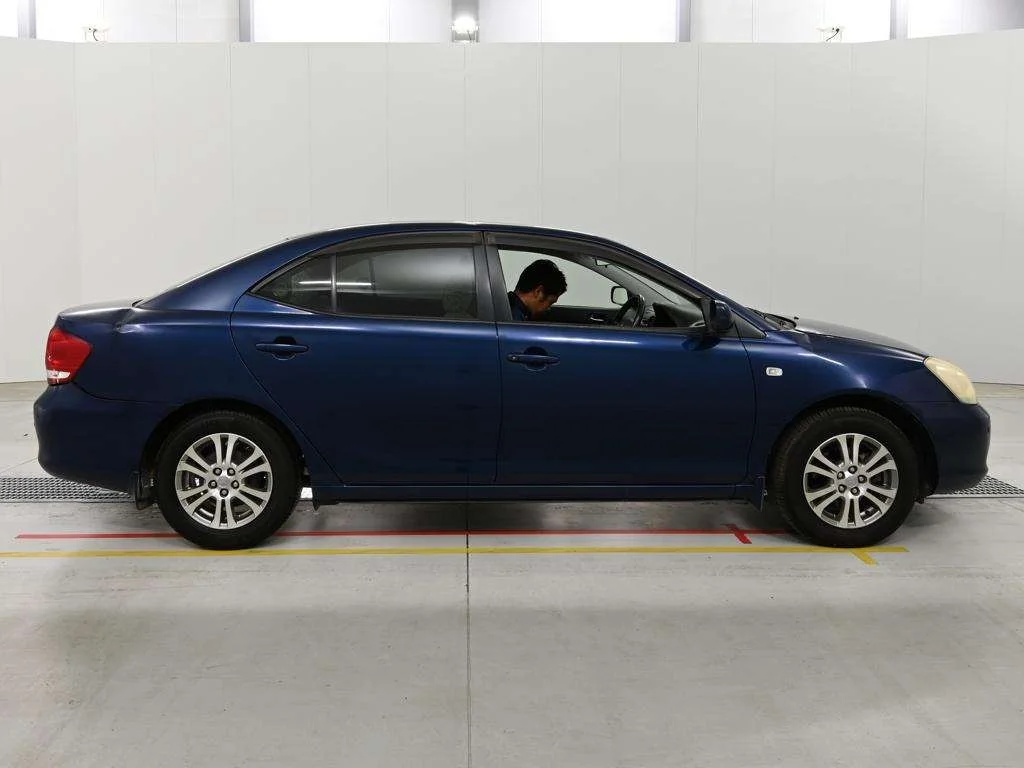 Toyota Allion  с аукциона в Японии