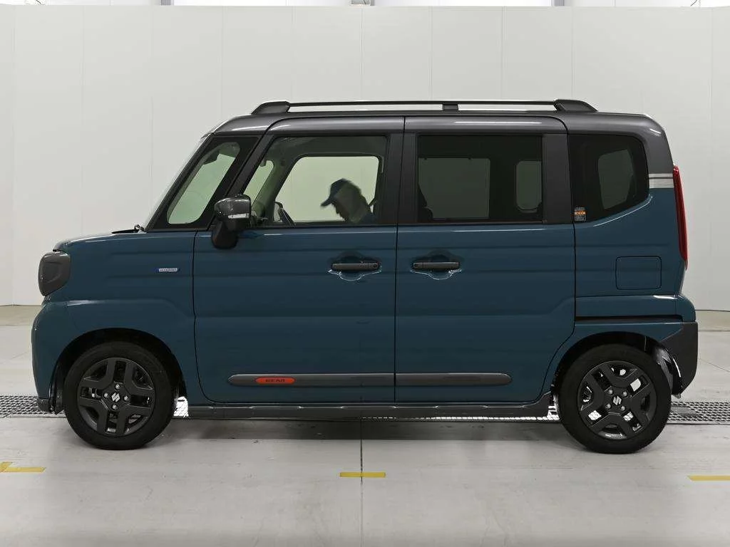 Suzuki Spacia Gear  с аукциона в Японии