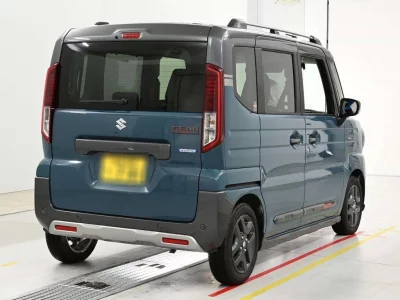 Suzuki Spacia Gear