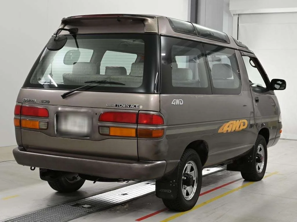 Toyota TownAce  с аукциона в Японии