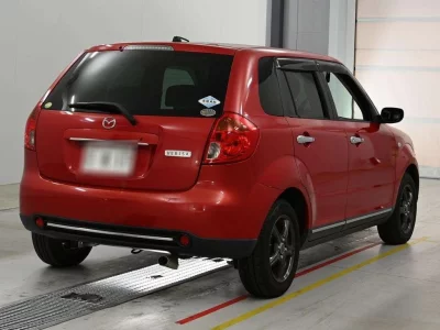Mazda Verisa