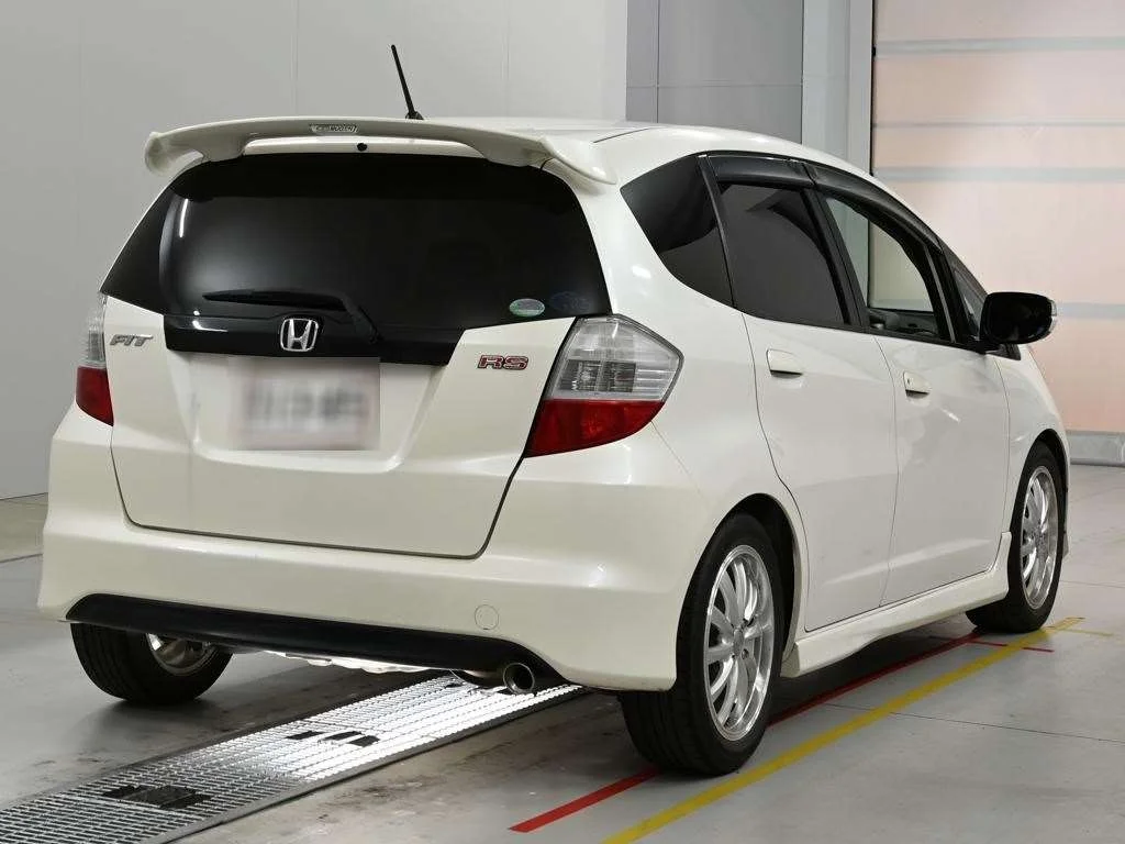 Honda Fit  с аукциона в Японии