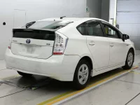 Цена авто Toyota Prius с аукционов Японии, номер кузова ZVW30, пробег 58 000, оценка 7