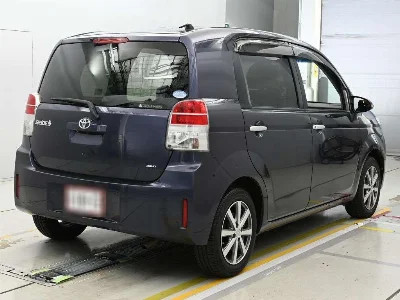 TOYOTA SPADE