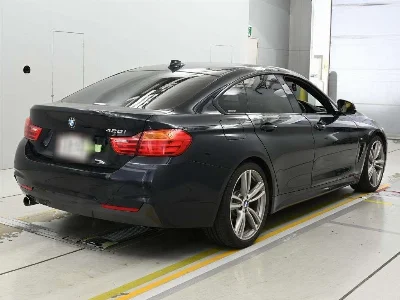 BMW 4 SERIES