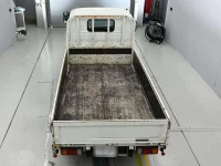 Цена авто Toyota DYNA TRUCK с аукционов Японии, номер кузова XZC605, пробег 137 000, оценка 2