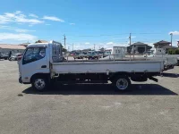 Цена авто Toyota DYNA TRUCK с аукционов Японии, номер кузова XZU695, пробег 358 000, оценка 4