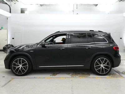 MERCEDES BENZ GLB