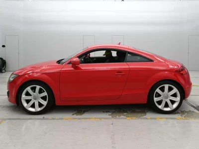 AUDI TT
