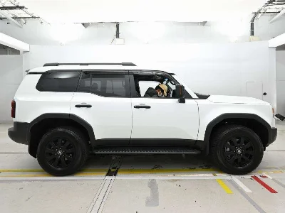 TOYOTA LAND CRUISER 250