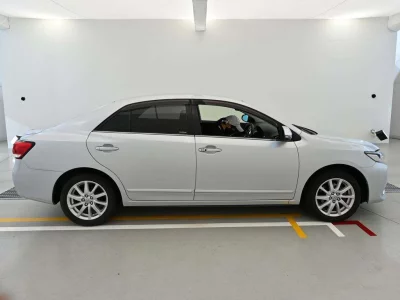 TOYOTA PREMIO