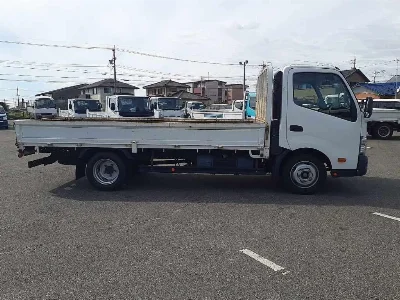TOYOTA DYNA