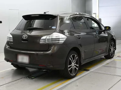 TOYOTA BLADE