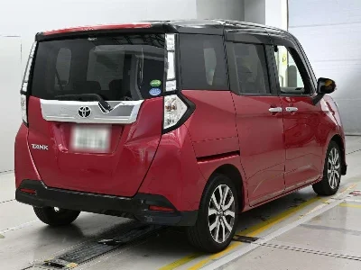 TOYOTA TANK