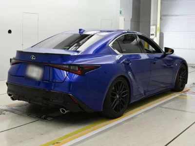 LEXUS IS