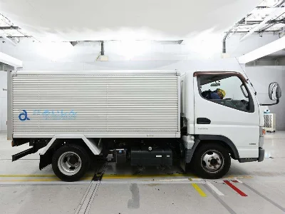 MITSUBISHI CANTER