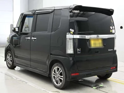 Honda N BOX CUSTOM