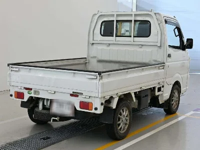 NISSAN CLIPPER TRUCK