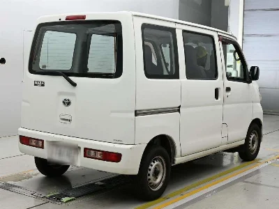 TOYOTA PIXIS VAN