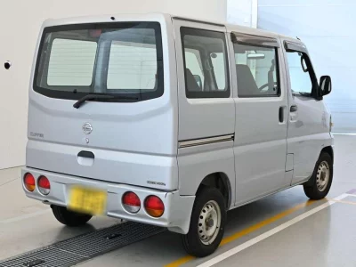 NISSAN CLIPPER VAN
