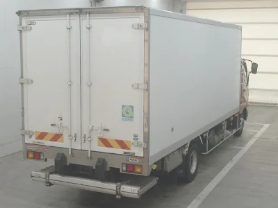 MITSUBISHI FUSO FIGHTER