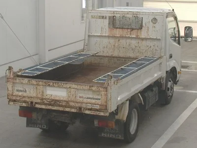 Hino DUTRO