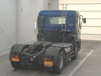 NISSAN UD