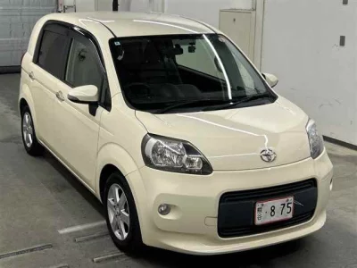 TOYOTA PORTE