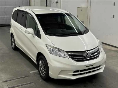 HONDA FREED